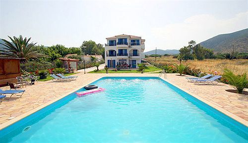 Ξενοδοχείο με διαμερίσματα Venti Seaside Adult 3*